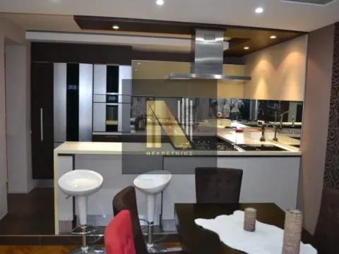 Prodaja, četvorosoban stan, 130m², Grbavica, Novi Sad Sve Podlokacije - image 5