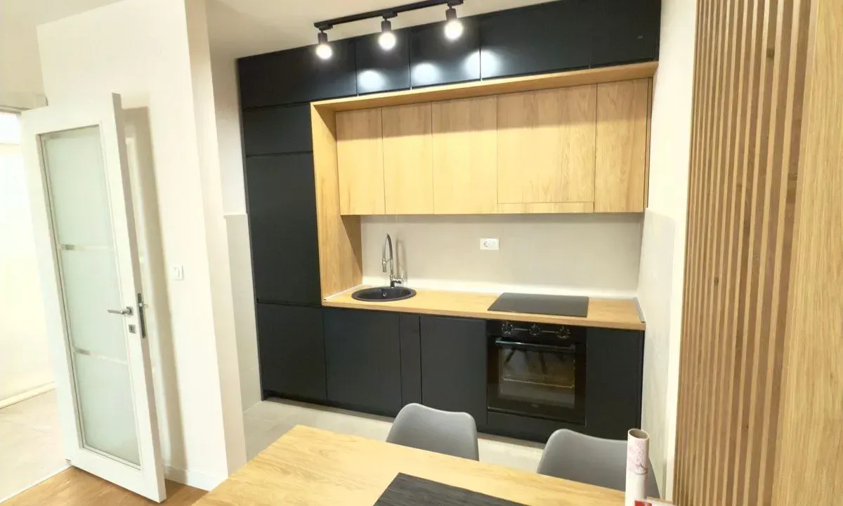 Izdavanje, jednosoban stan, 45m², Pobrežje, Podgorica