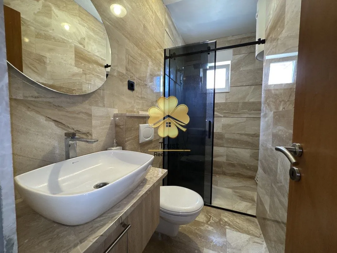 Prodaja, trosoban stan, 84m², Stari Aerodrom, Podgorica