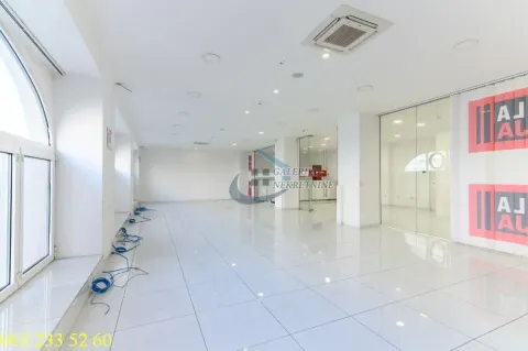 Rent, office space, 190m², Stari Grad, Beograd - image 3