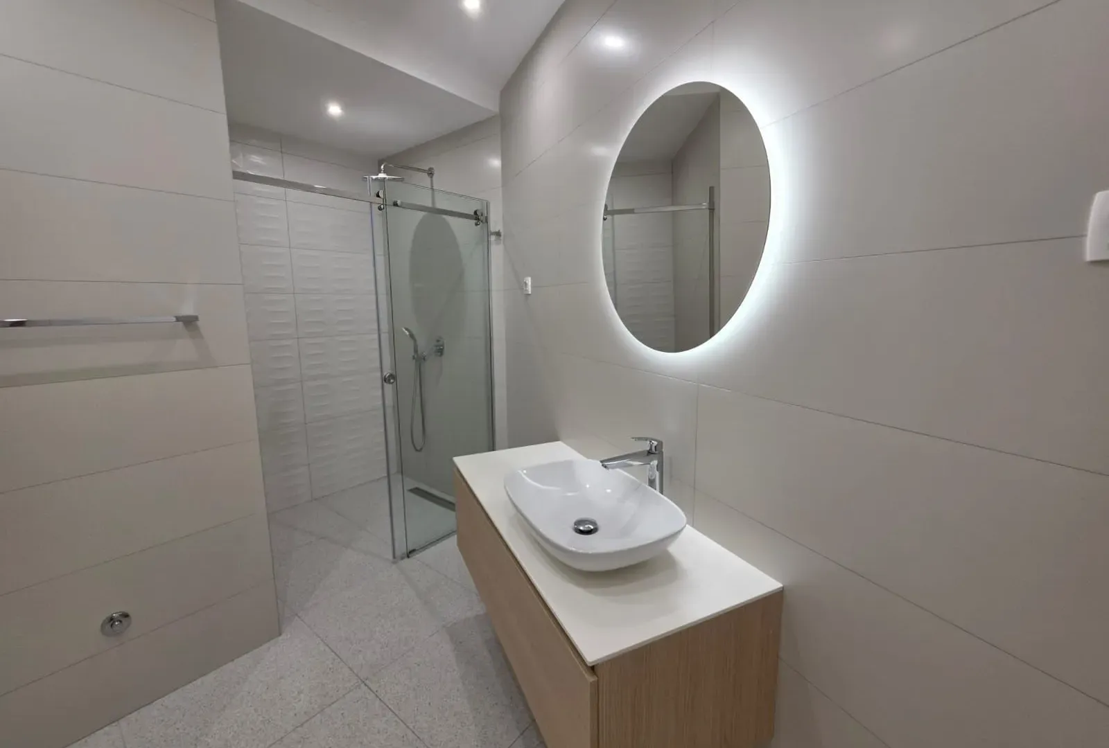 Prodaja, jednosoban stan, 77m², Bečići, Budva