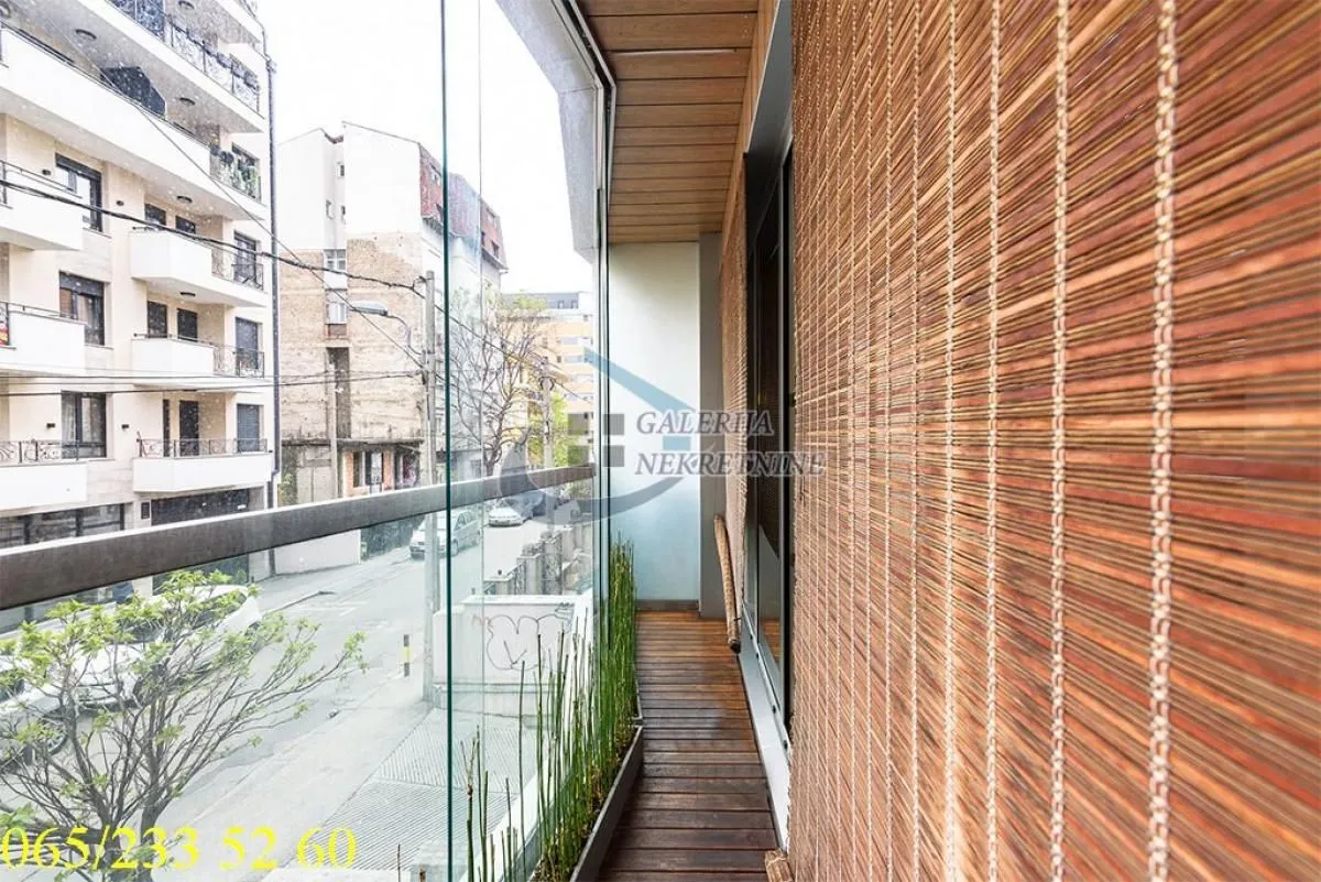Sale, four bedroom apartment, 115m², Kalenić Pijaca, Vračar Sve Podlokacije