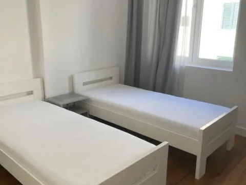 Izdavanje, dvosoban stan, 73m², Centar, Tivat - image 9