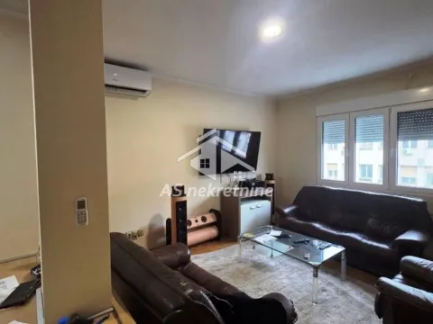 Rent, three bedroom apartment, 65m², Stari Grad, Beograd - image 5