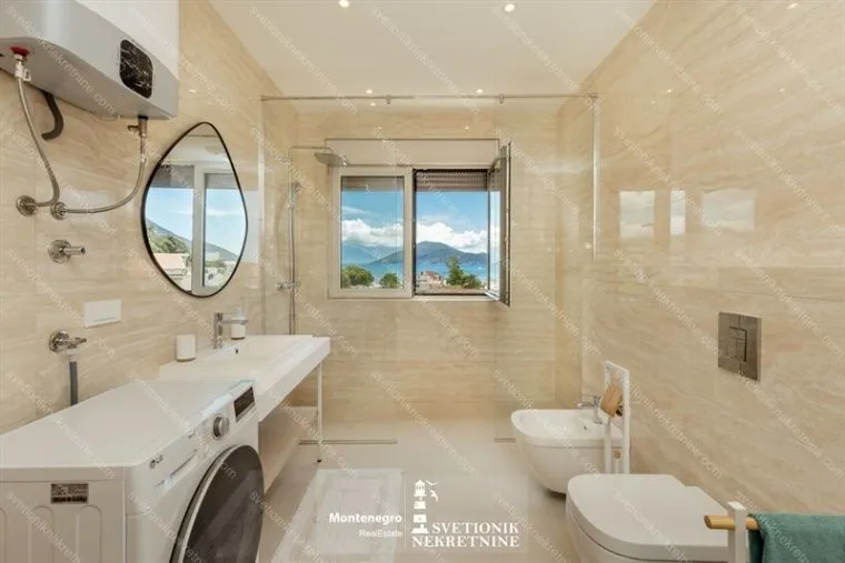 Prodaja, dvosoban stan, 80m², Igalo, Herceg Novi