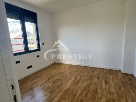 Izdavanje, dvosoban stan, 83m², City Kvart, Podgorica - image 9