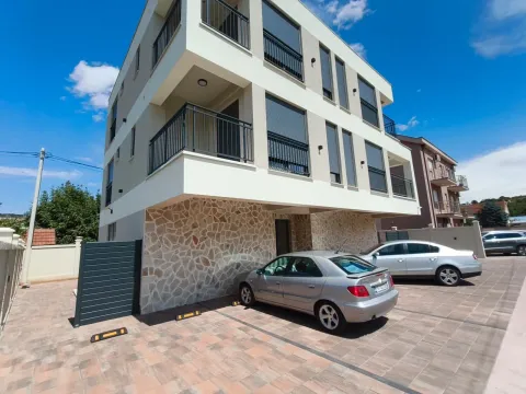 Sale, studio apartment, 30m², Blok 9, Podgorica - image 4