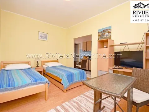 Prodaja, jednosoban stan, 60m², Centar, Herceg Novi - image 1