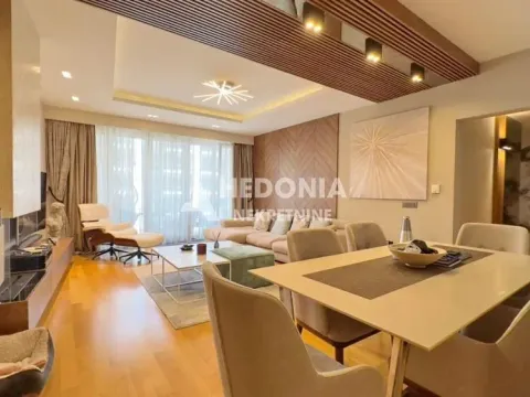 Stan in Novi Beograd Blok 65