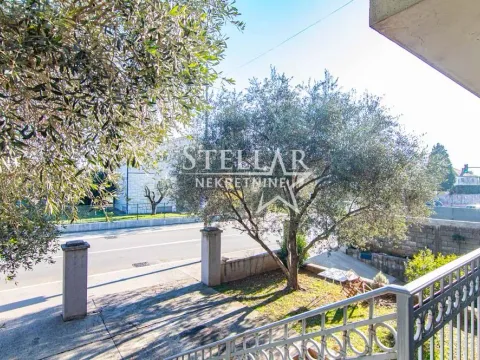 Izdavanje, kuća, 160m², Masline, Podgorica - image 10