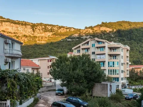 Sale, apartment, 45m², Budva, Crna Gora - image 2