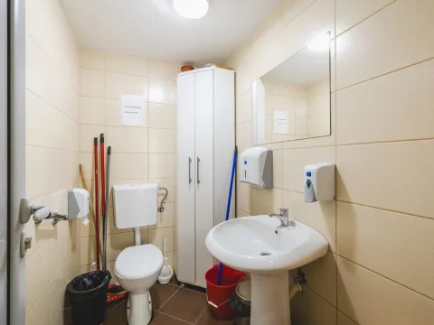 Izdavanje, poslovni prostor, 125m², Zabjelo, Podgorica - image 9