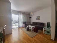 Izdavanje, dvosoban stan, 68m², Budva, Crna Gora - image 1