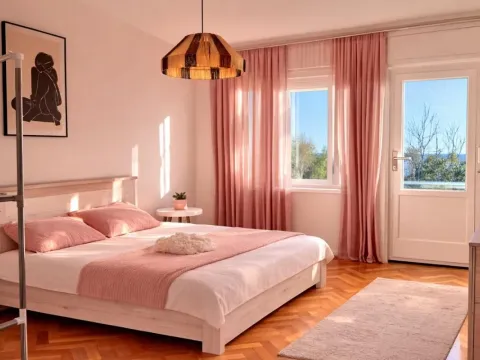 Prodaja, trosoban stan, 73m², Herceg Novi, Crna Gora - image 1