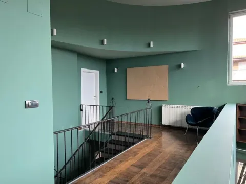 Rent, house, 270m², Jajinci, Voždovac Sve Podlokacije - image 12