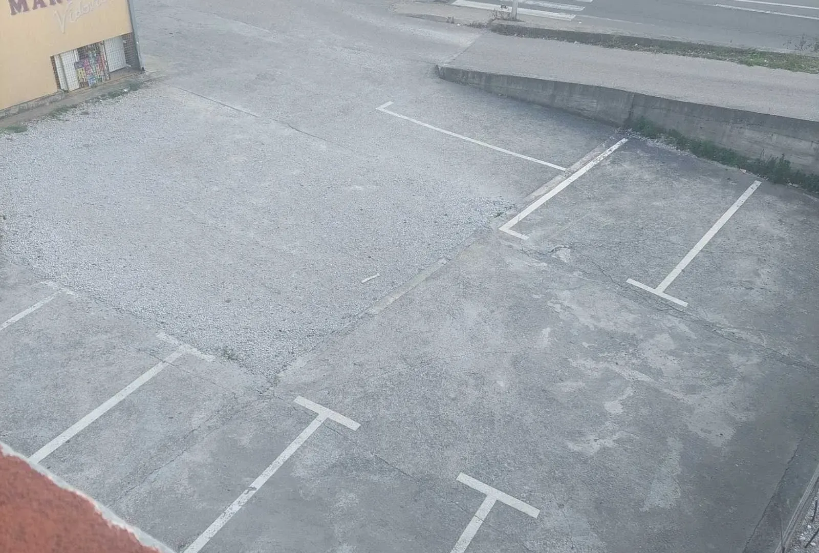 Prodaja, kuća, 610m², Sutomore, Bar