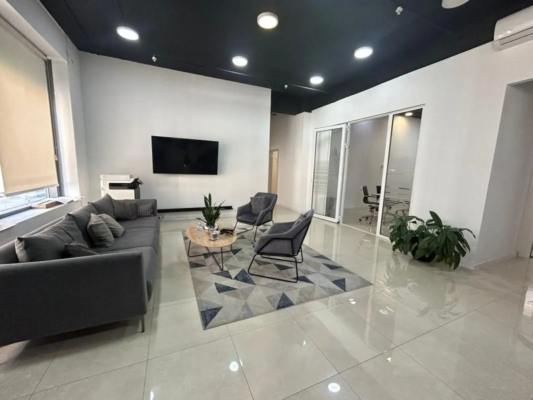 Rent, office space, 140m², Bar, Crna Gora