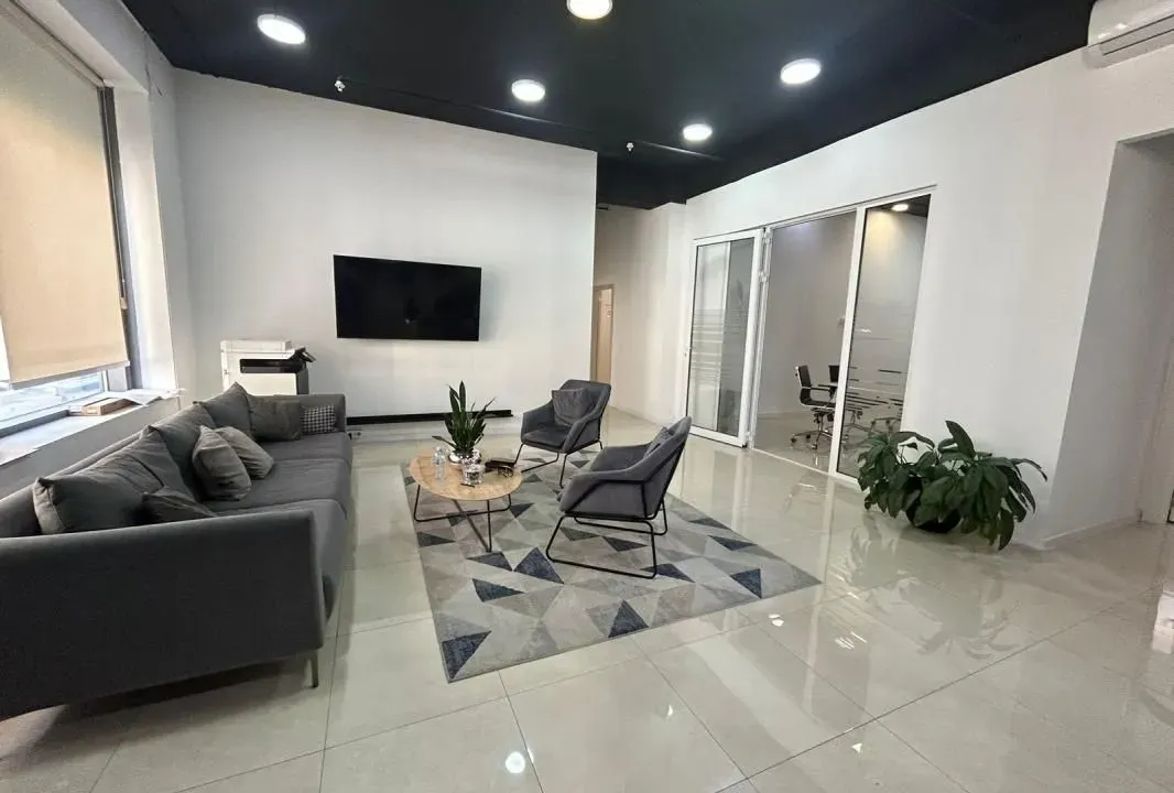 Rent, office space, 140m², Bar, Crna Gora