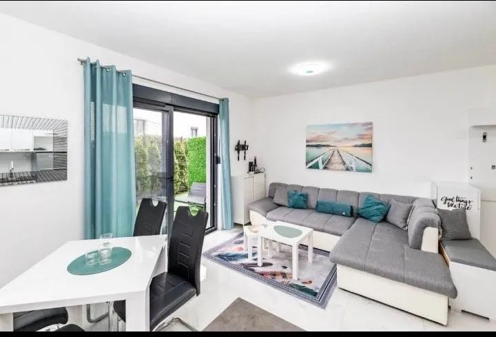 Prodaja, jednosoban stan, 52m², Đenovići, Herceg Novi