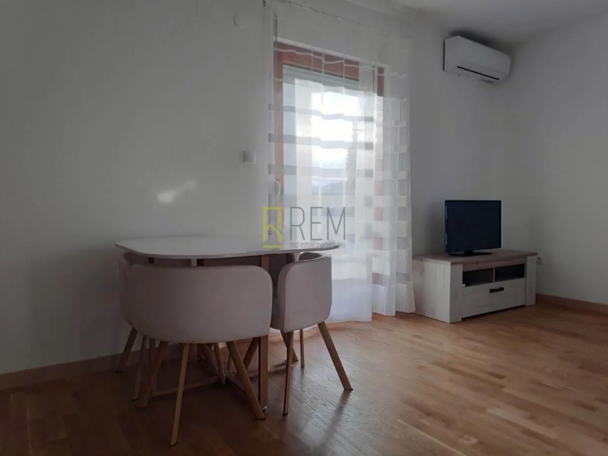 Rent, two bedroom apartment, 55m², Centar, Podgorica
