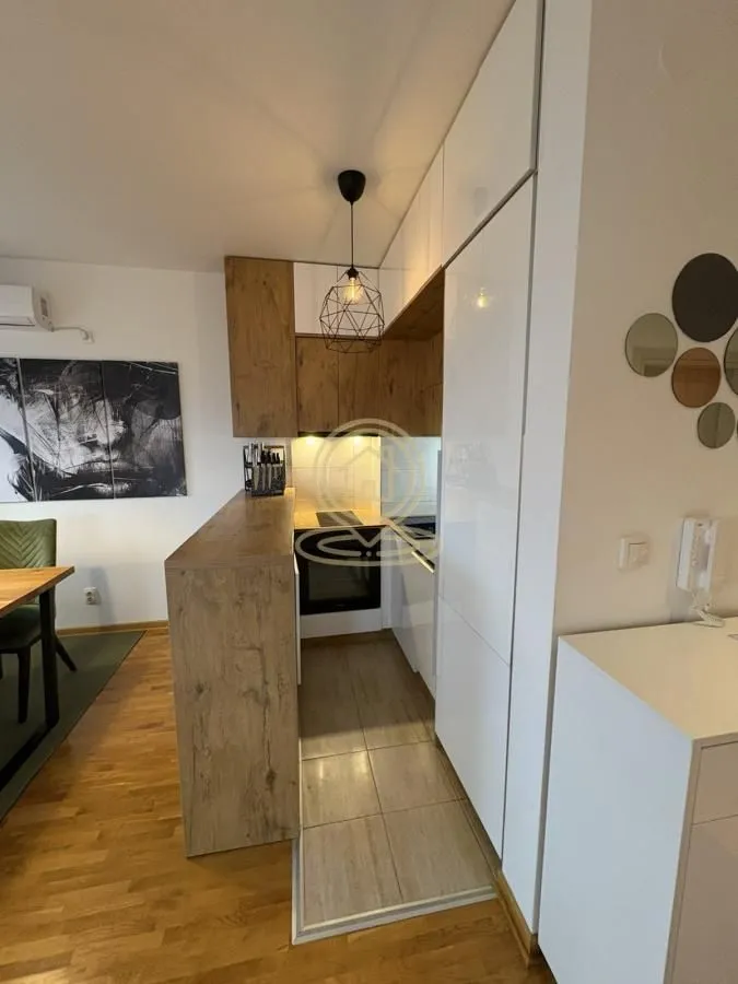 Prodaja, trosoban stan, 54m², Bul Kralja Aleksandra, Zvezdara Sve Podlokacije