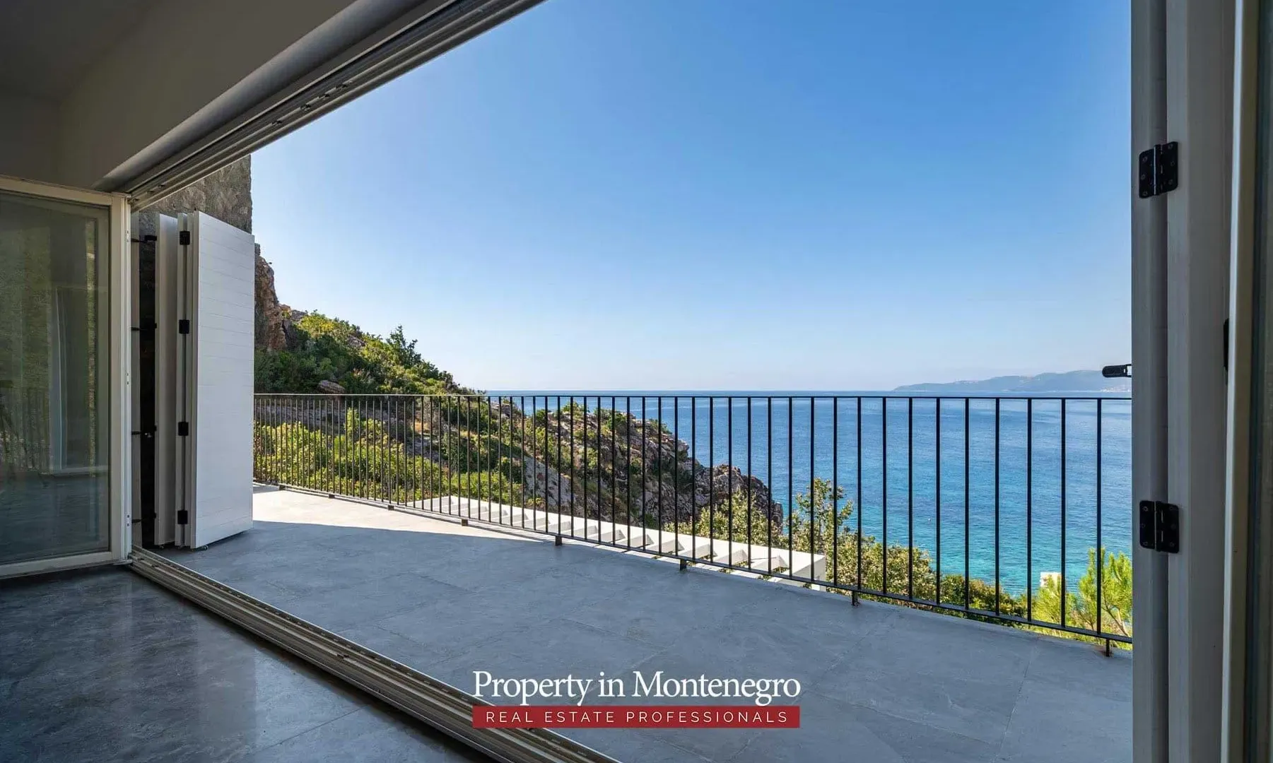 Sale, house, 310m², Rijeka Reževići, Budva