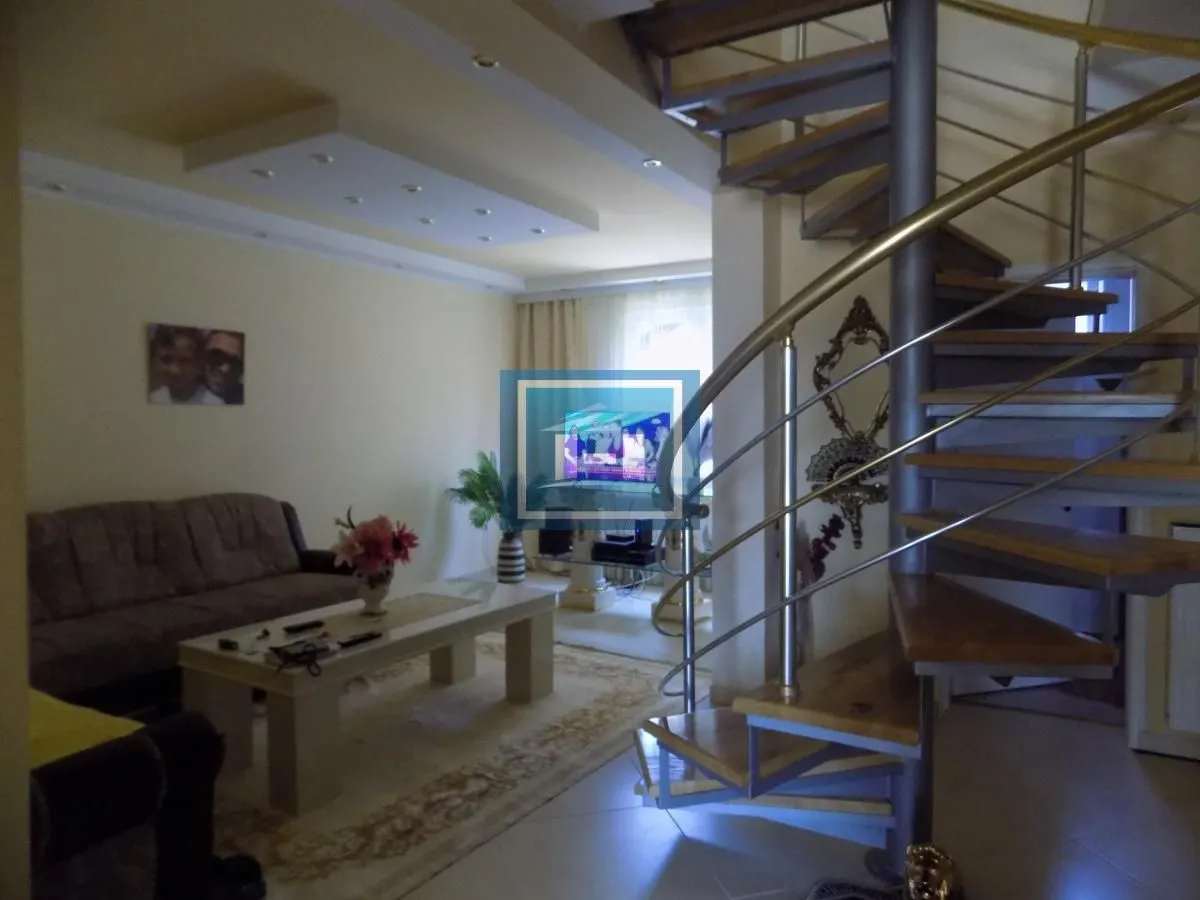 Sale, house, 230m², Gloždak, Paraćin