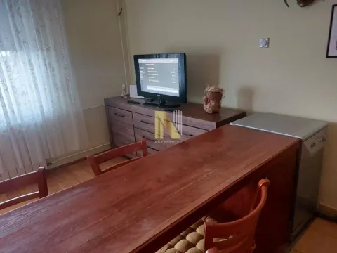 Rent, two bedroom apartment, 43m², Rotkvarija, Novi Sad Sve Podlokacije - image 2