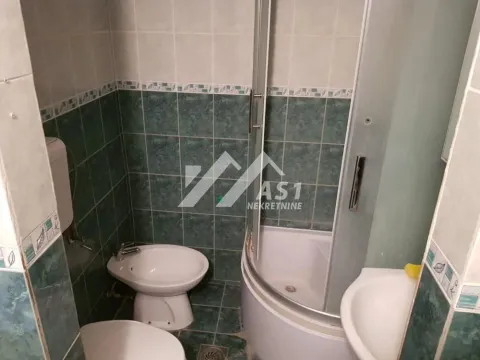 Rent, two bedroom apartment, 58m², Bulevar Oslobodjenja, Novi Sad Sve Podlokacije - image 9
