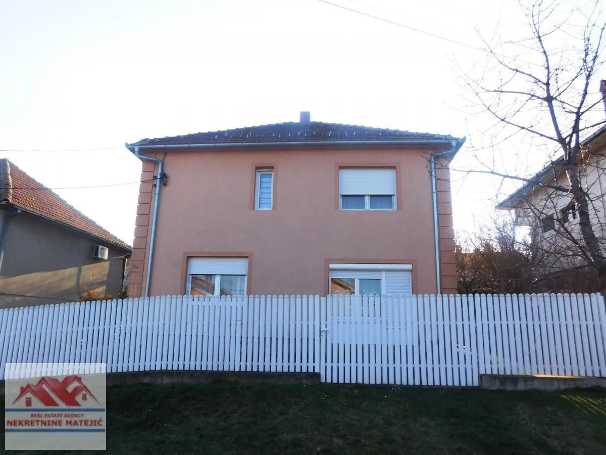 Prodaja, kuća, 140m², Grošnica, Kragujevac
