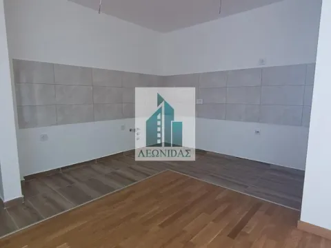 Prodaja, četvorosoban stan, 79m², Medijana, Niš - image 4
