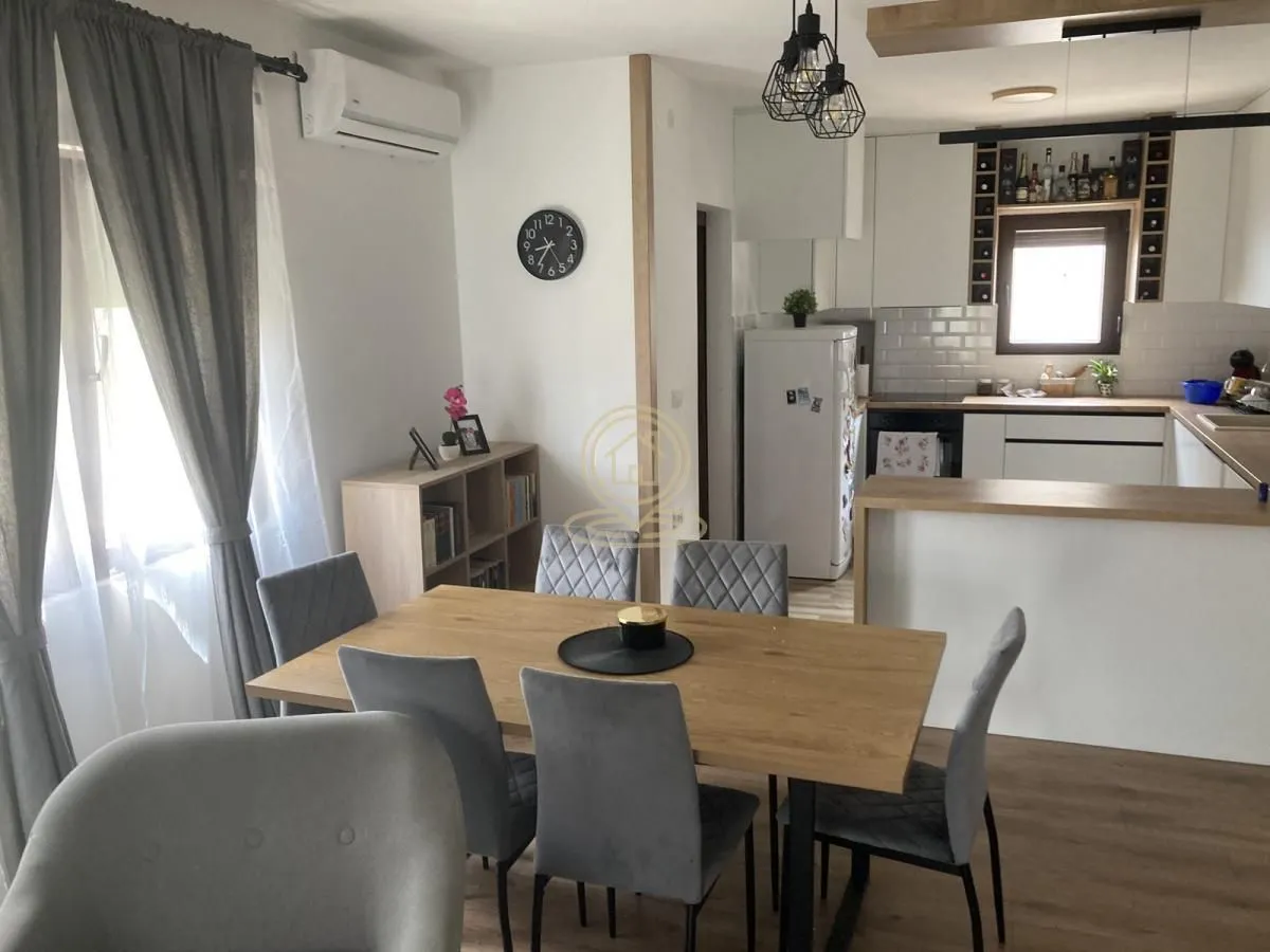 Prodaja, kuća, 200m², Palilula Sve Podlokacije, Beograd