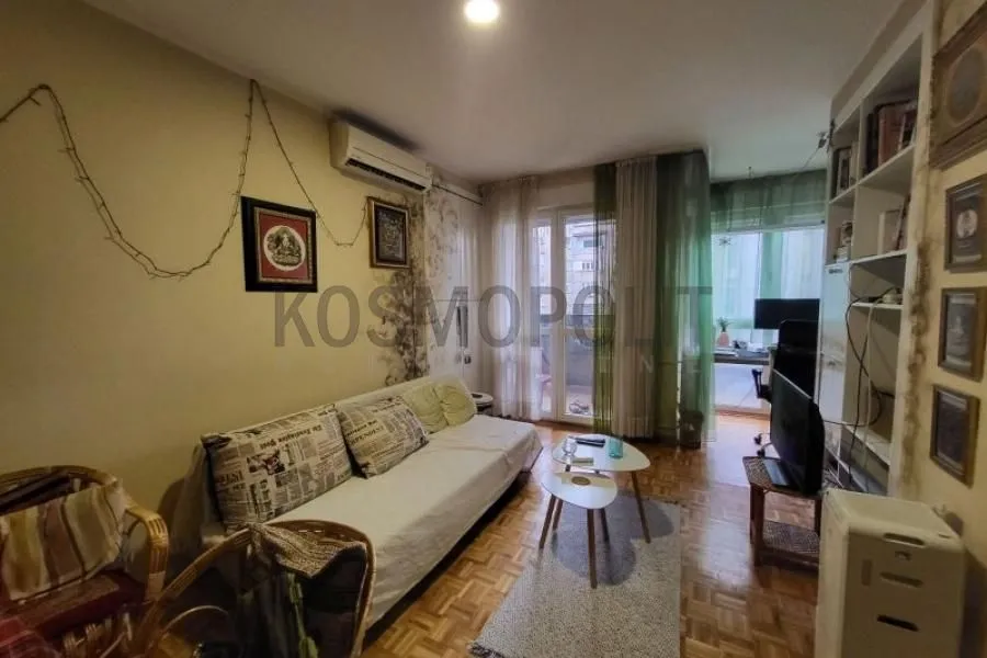 Sale, two bedroom apartment, 60m², Savski Venac, Beograd