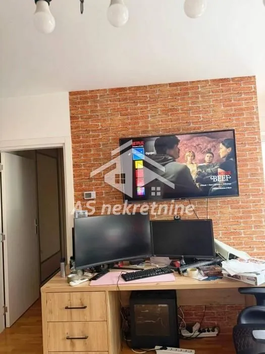 Rent, apartment, 40m², Južni Bulevar, Vračar Sve Podlokacije