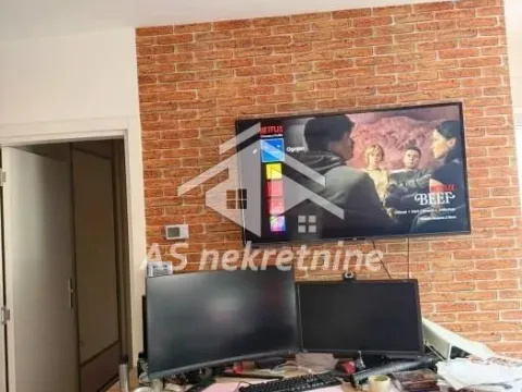 Rent, apartment, 40m², Južni Bulevar, Vračar Sve Podlokacije - image 3
