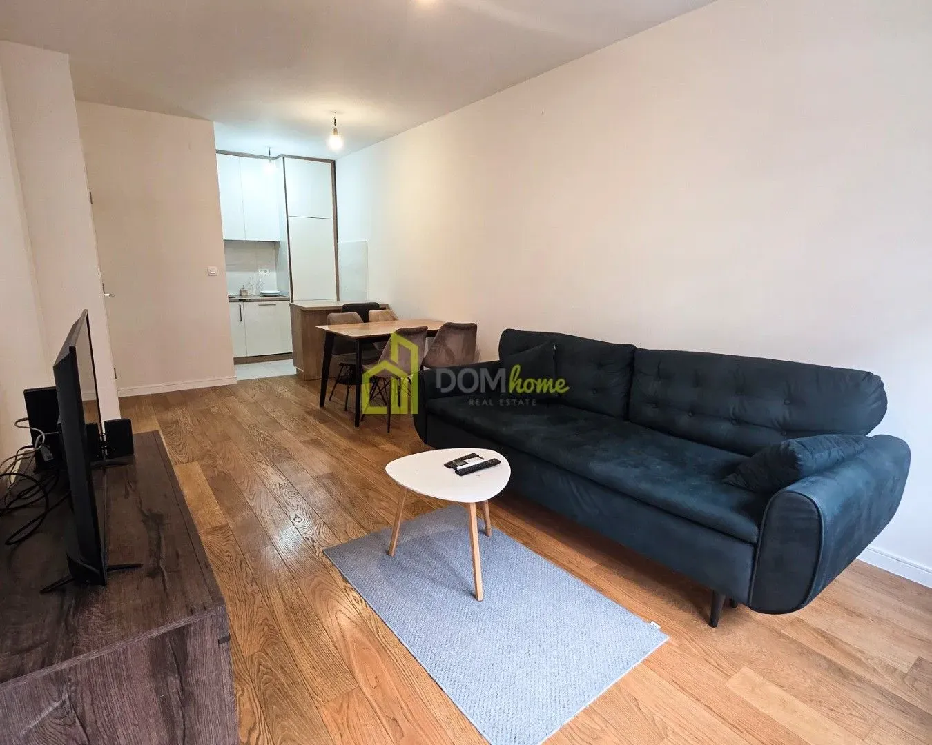 Izdavanje, jednosoban stan, 46m², Central Point, Podgorica