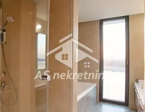 Izdavanje, četvorosoban stan, 142m², Savski Venac, Beograd - image 19