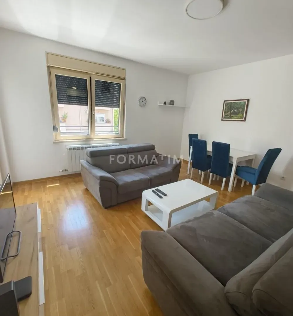 Rent, four bedroom apartment, 65m², Bulbulder, Zvezdara Sve Podlokacije