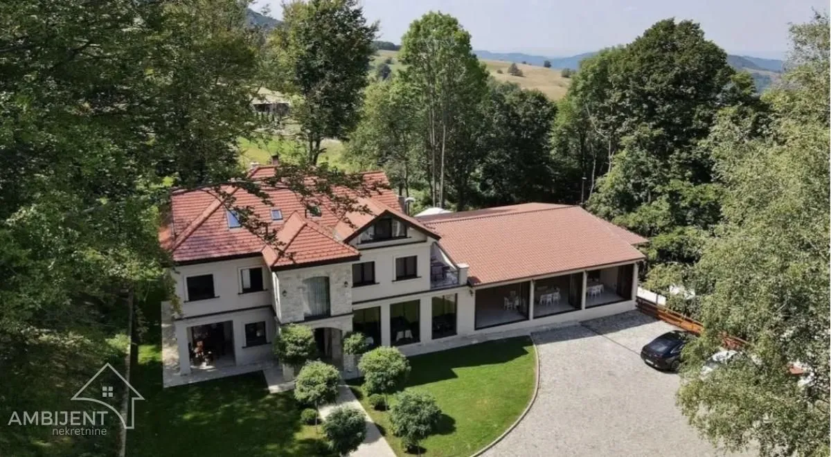 Prodaja, ugostiteljski objekat, 800m², Ljig, Srbija