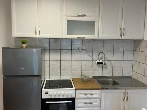 Izdavanje, dvosoban stan, 42m², Centar, Niš - image 4