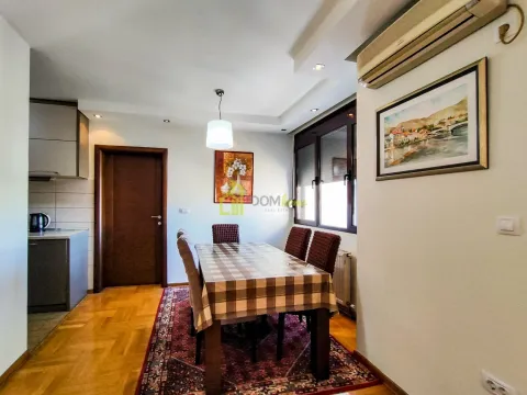 Prodaja, trosoban stan, 95m², Centar, Podgorica - image 5