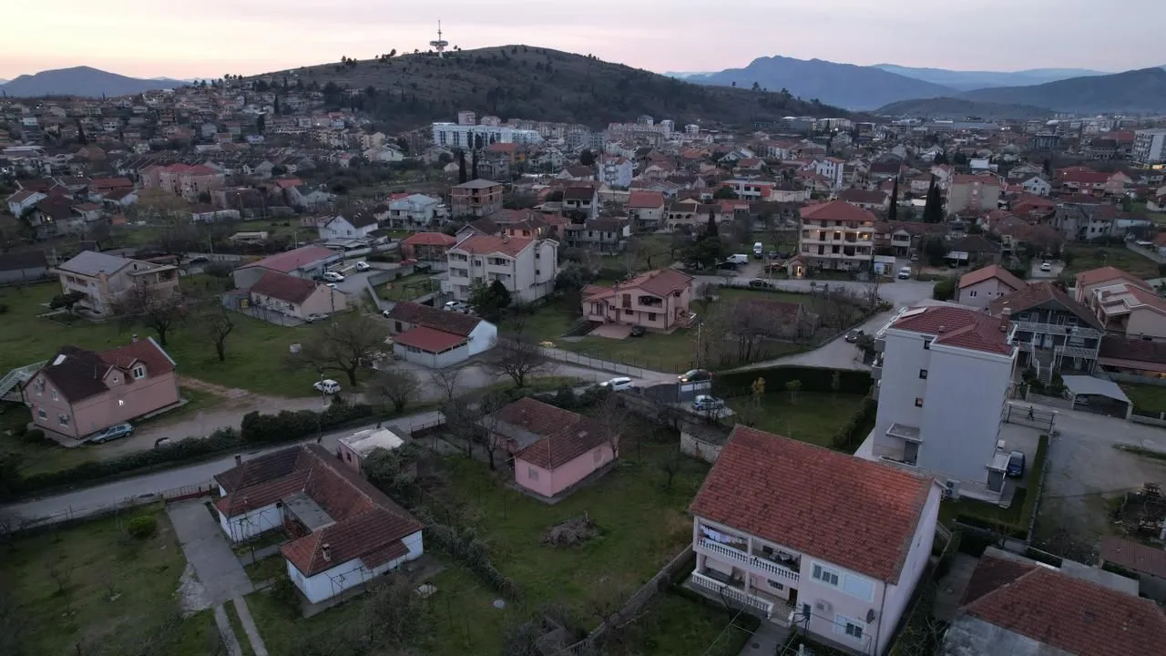 Prodaja, plac, 993m², Zabjelo, Podgorica