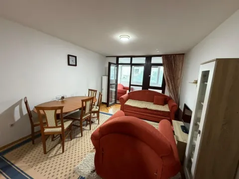 Stan in Makedonsko naselje