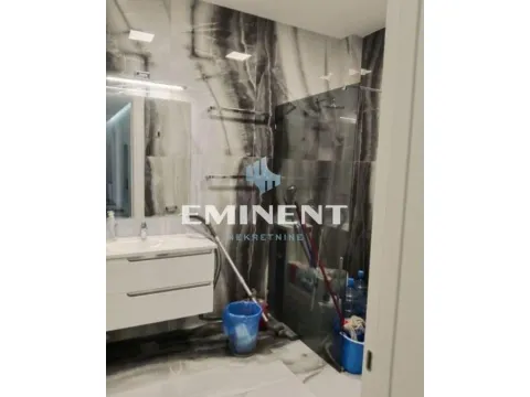 Izdavanje, poslovni prostor, 140m², Stari Grad, Beograd - image 10