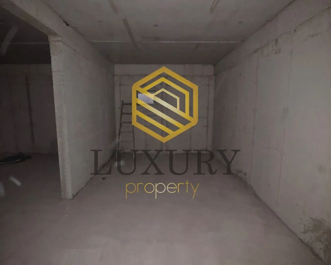 Rent, office space, 120m², Pobrežje, Podgorica