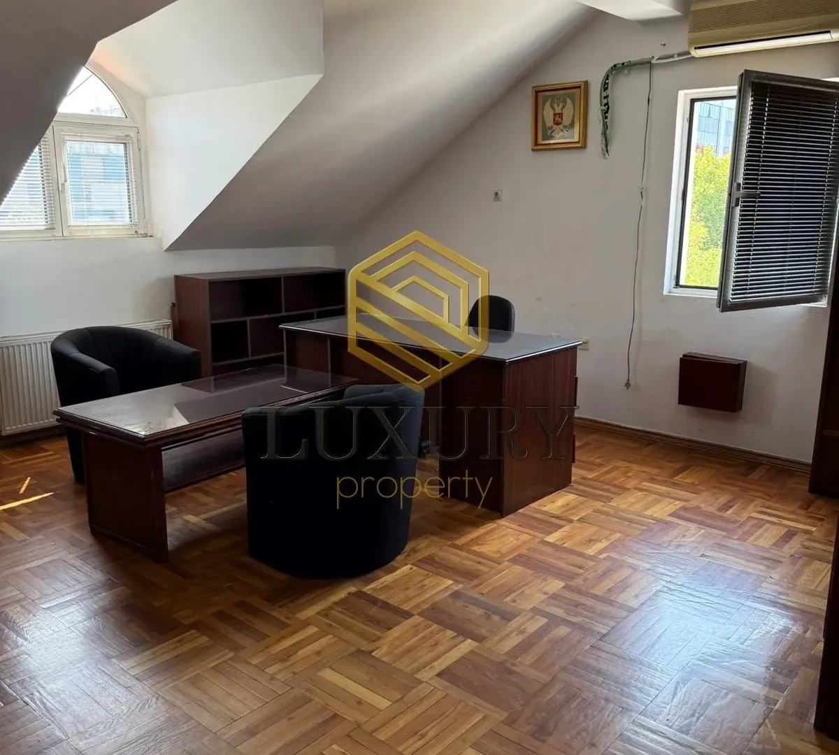 Rent, office space, 130m², Centar, Podgorica