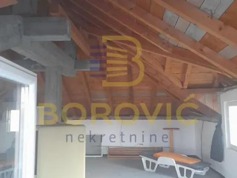 Prodaja, kuća, 350m², Surčin, Beograd - image 13