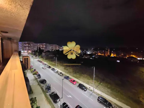 Izdavanje, dvosoban stan, 87m², City Kvart, Podgorica - image 15