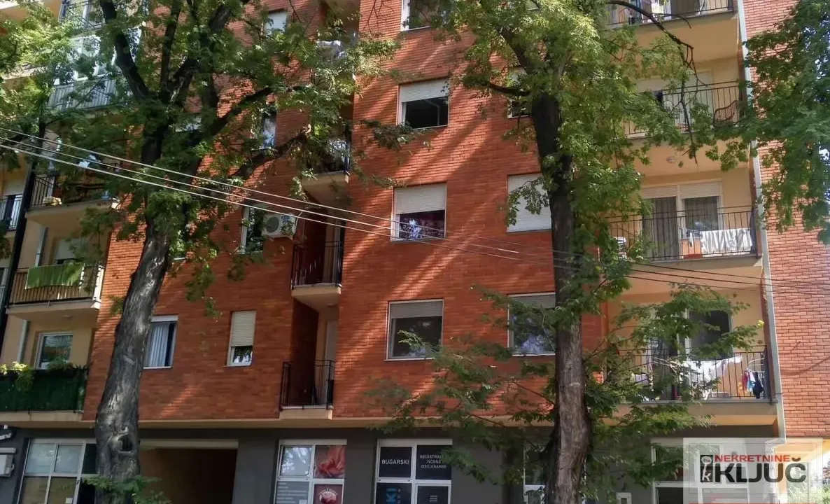 Rent, studio apartment, 26m², Bulevar Oslobodjenja, Novi Sad Sve Podlokacije