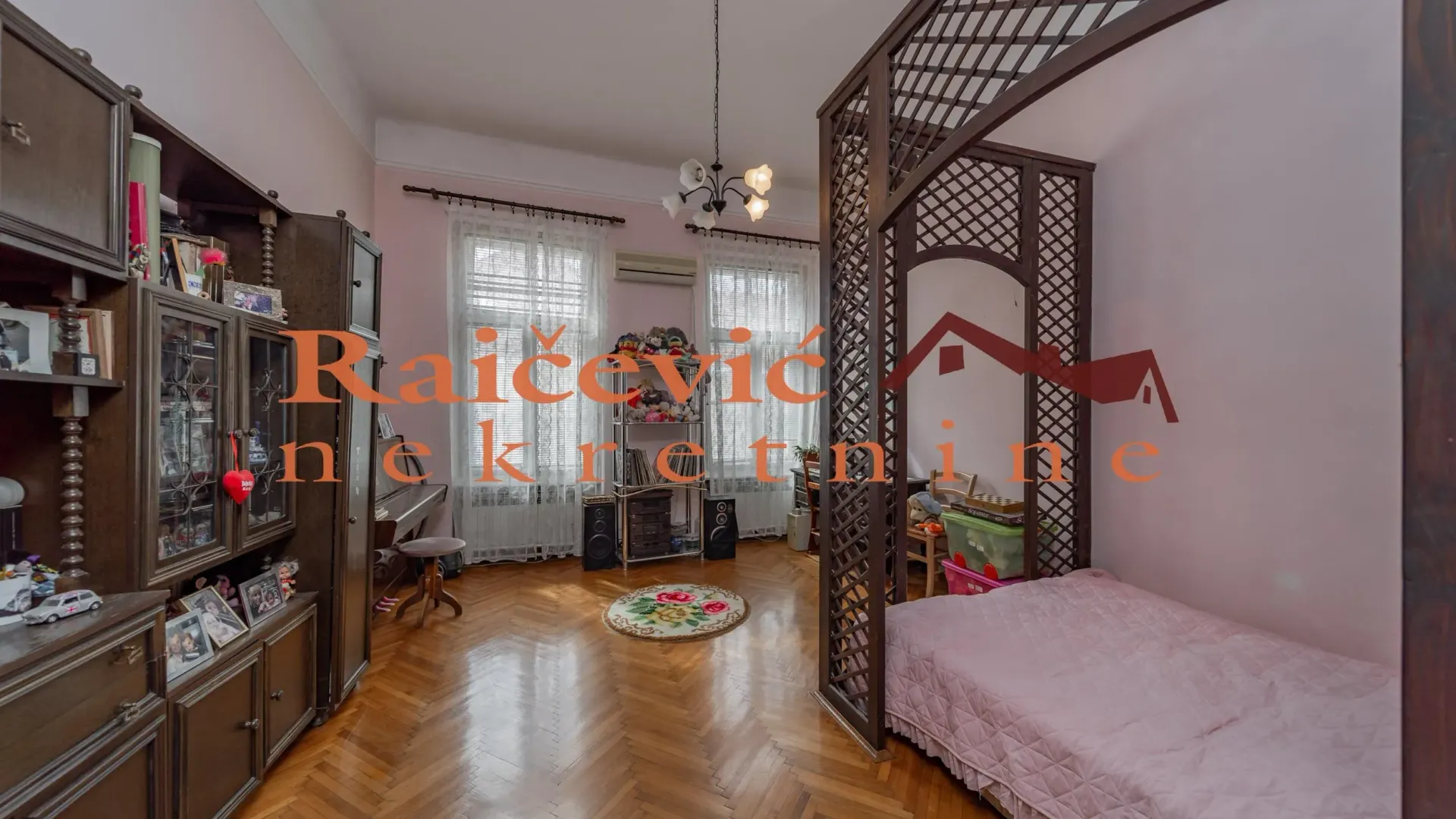 Prodaja, stan, 214m², Zemun Centar, Zemun Sve Podlokacije